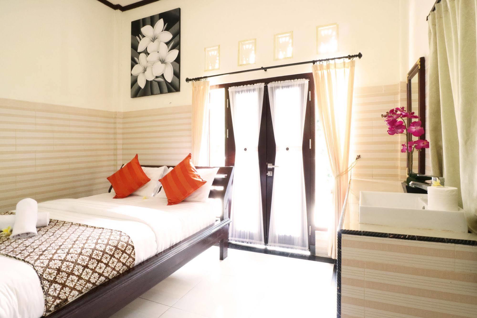 Oyo 91925 Ijo Eco Lodge Hotel 멩위 외부 사진