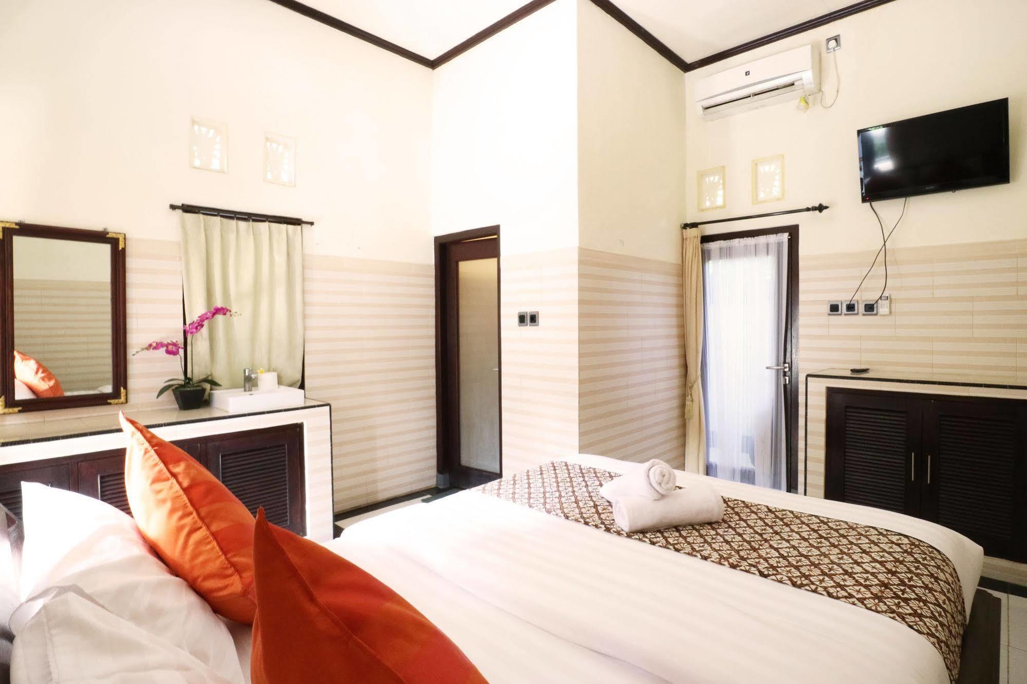 Oyo 91925 Ijo Eco Lodge Hotel 멩위 외부 사진